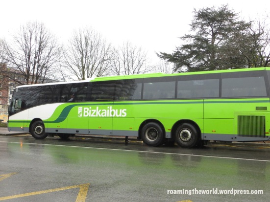 The lime green bus from Bilbao to Bakio